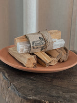 Palo Santo Wood Pinner 2 stk. + Selenittlrystall