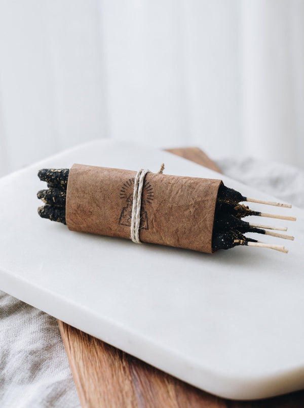 Incausa Half-Dozen Incense Bundle of Palo Santo